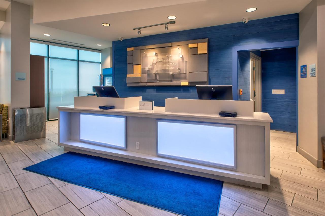 Holiday Inn Express Hotel & Suites Virginia Beach Oceanfront, An Ihg Hotel Esterno foto