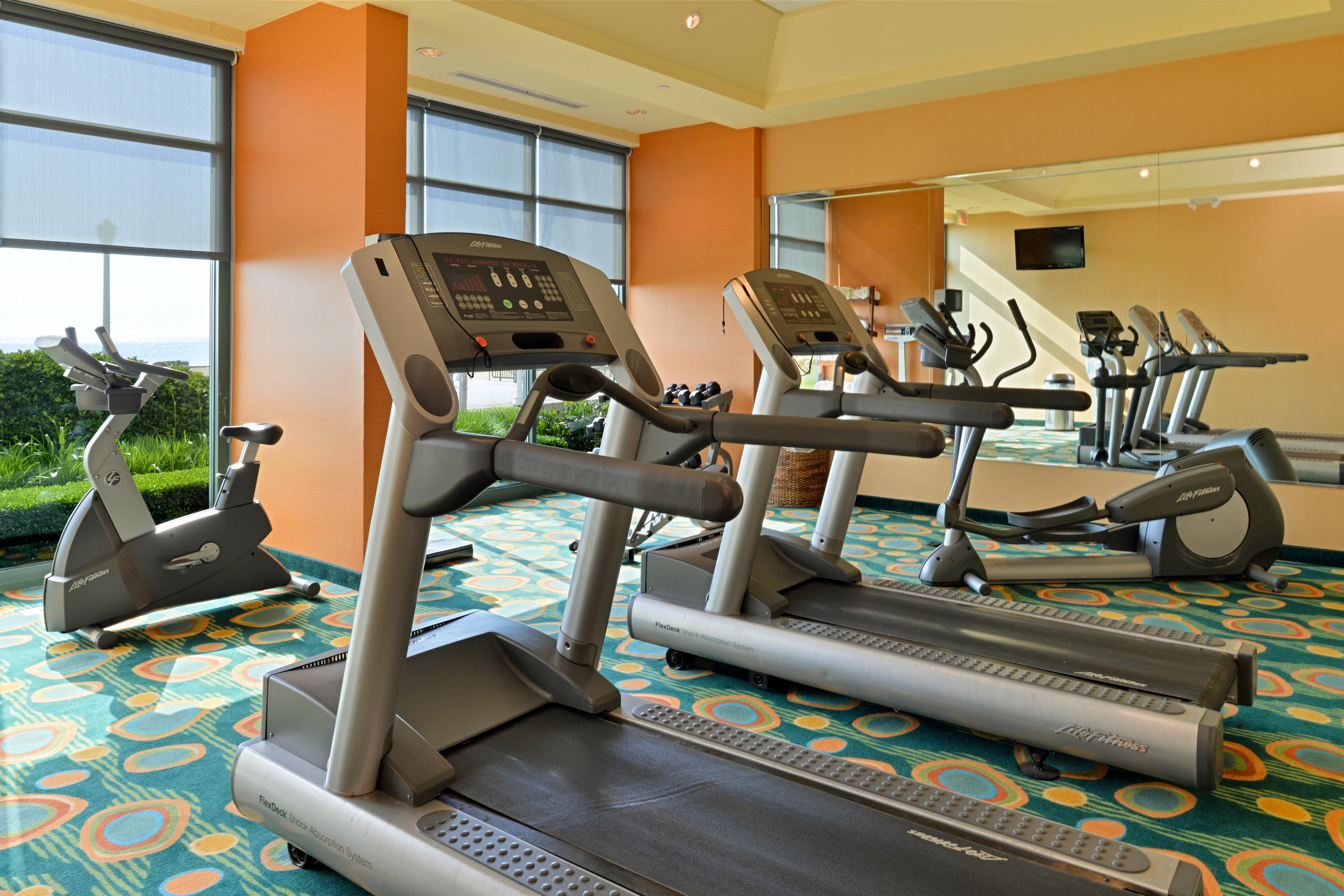 Holiday Inn Express Hotel & Suites Virginia Beach Oceanfront, An Ihg Hotel Esterno foto