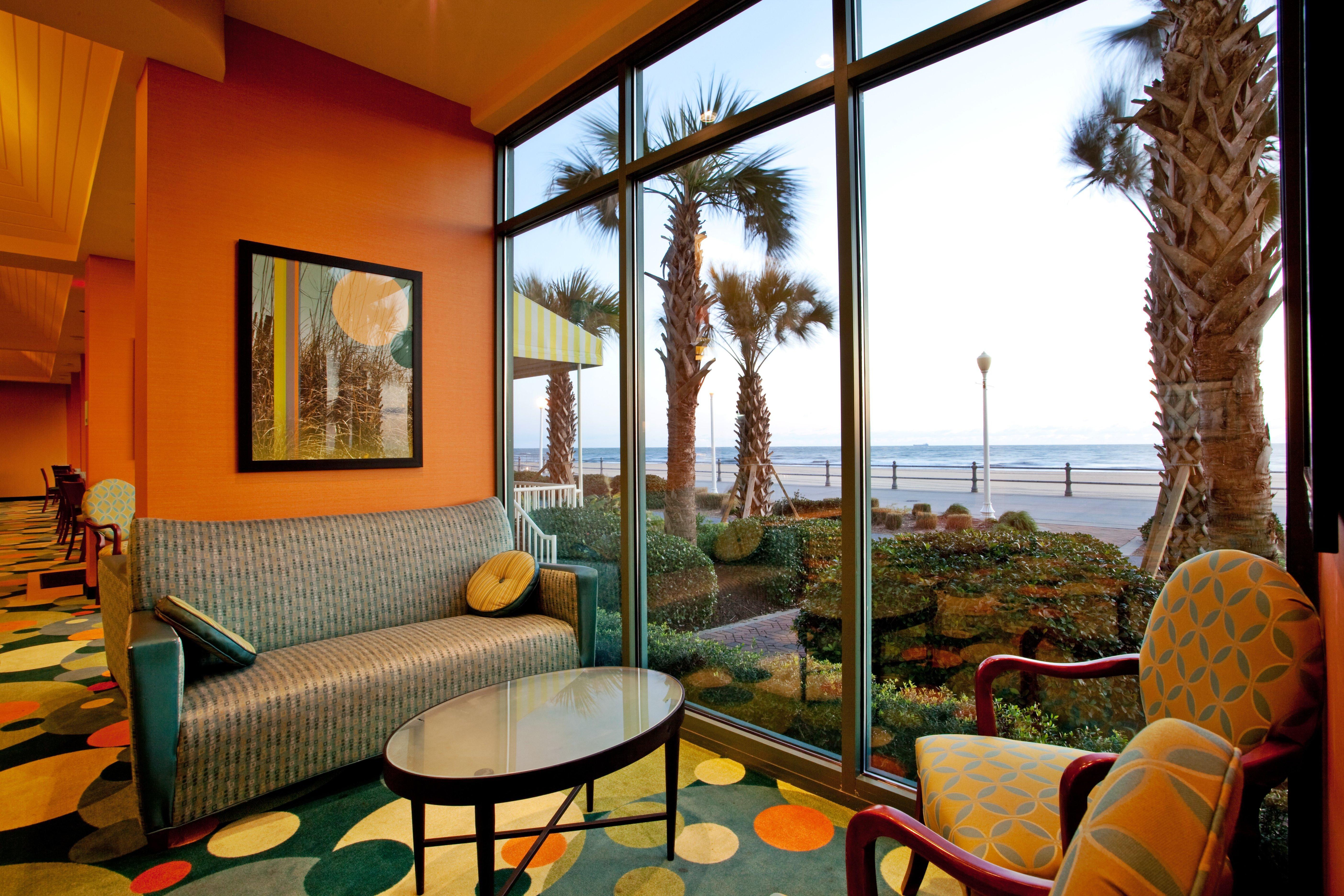 Holiday Inn Express Hotel & Suites Virginia Beach Oceanfront, An Ihg Hotel Esterno foto